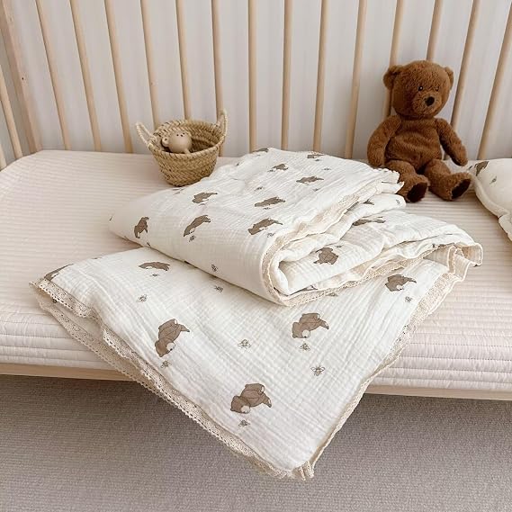 100% Muslin Toddler Quilt Thin Crib Comforter Girls Boys Quilted Blankets, 60"x78", 2.5 Pounds, Soft Breathable Muslin Cotton Quilts, Bee Bear Pattern, Machine Washable